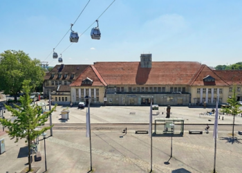 Bringen das Eisenbahn-Bundesamt und die DB InfraGO die Herner Seilbahn 2026 zu Fall? Urbane Seilbahn über dem Hauptbahnhof Wanne-Eickel.