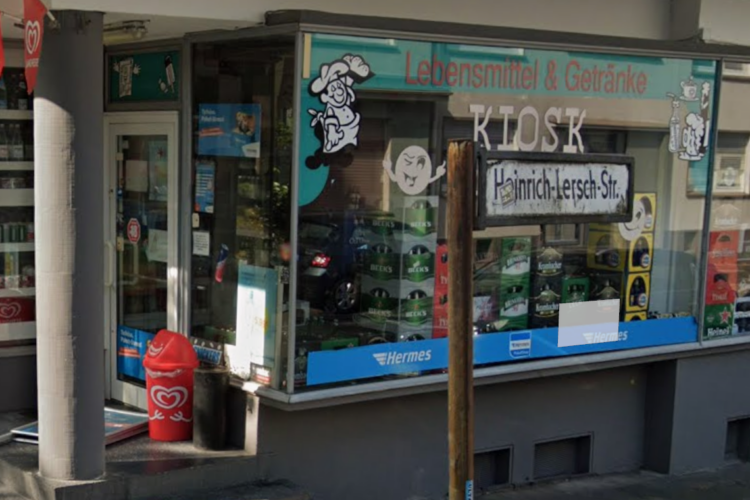 Kiosk mit Lebensmitteln und Getränken an der Heinrich-Lersch-Straße in Herne Wanne-Eickel.