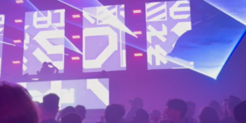 Lichtshow bei der N8WERK-Musikveranstaltung in Herne am 18. und 19.04.2026.