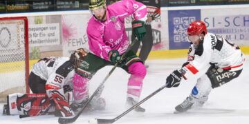 Nick Ford im Spiel gegen die Herforder Ice Dragons.
